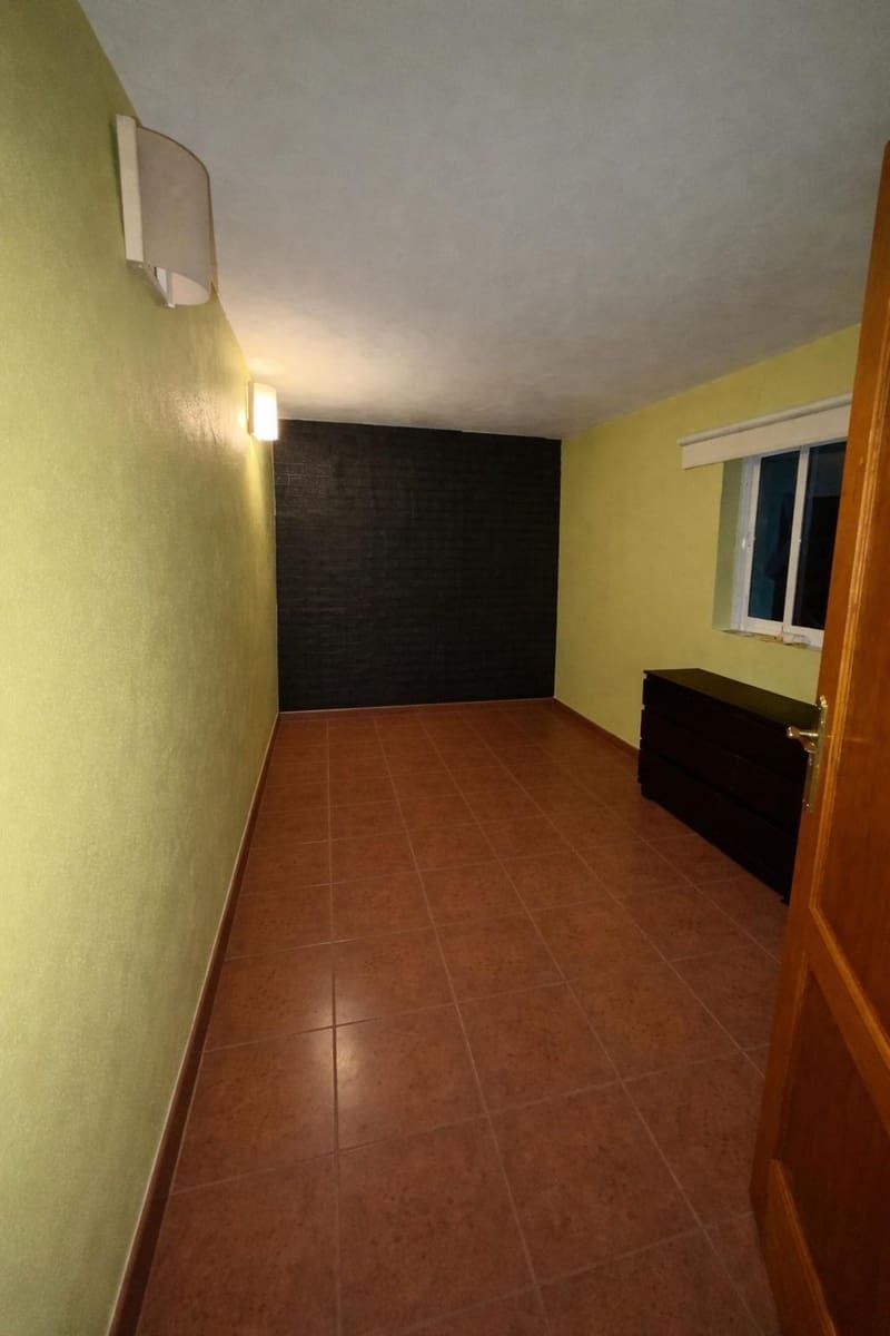 7 Zimmer Villa zu verkaufen in Villa de Mazo mit Pool Garage - 499.000 € (Ref: 9780561)