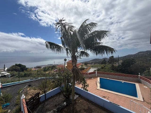 7 Zimmer Villa zu verkaufen in Villa de Mazo mit Pool Garage - 499.000 € (Ref: 9780561)