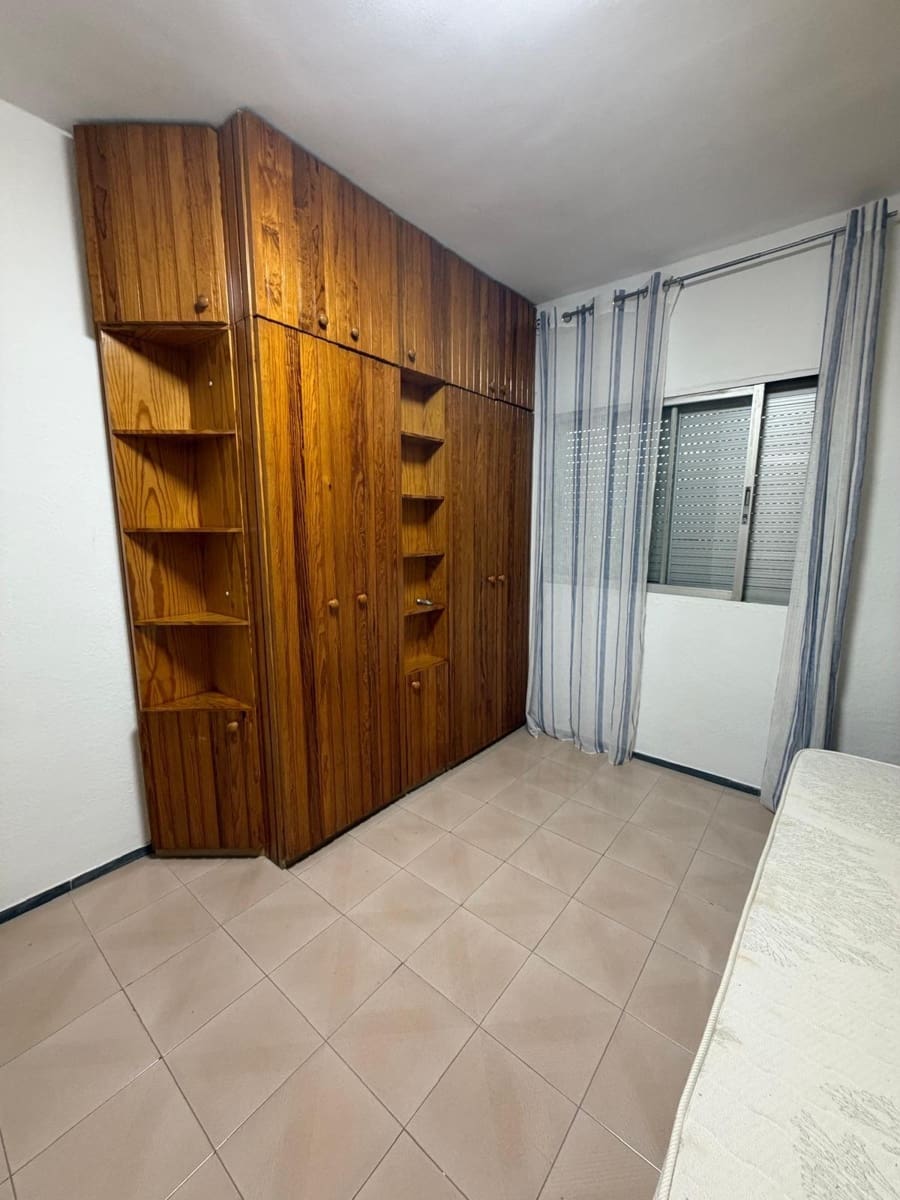 3 soveværelse Lejlighed til salg i San Cristobal de La Laguna med garage - € 325.000 (Ref: 9794639)