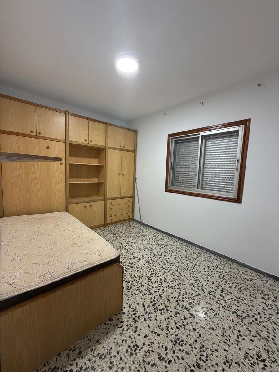 3 soveværelse Lejlighed til salg i San Cristobal de La Laguna med garage - € 325.000 (Ref: 9794639)