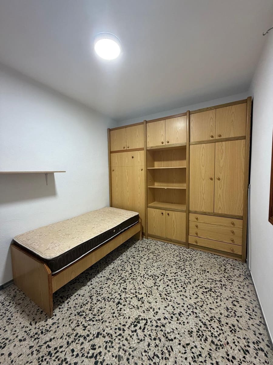 3 soveværelse Lejlighed til salg i San Cristobal de La Laguna med garage - € 325.000 (Ref: 9794639)