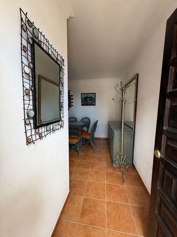4 chambre Villa/Maison Mitoyenne à vendre à Candelaria avec garage - 460 000 € (Ref: 9797107)