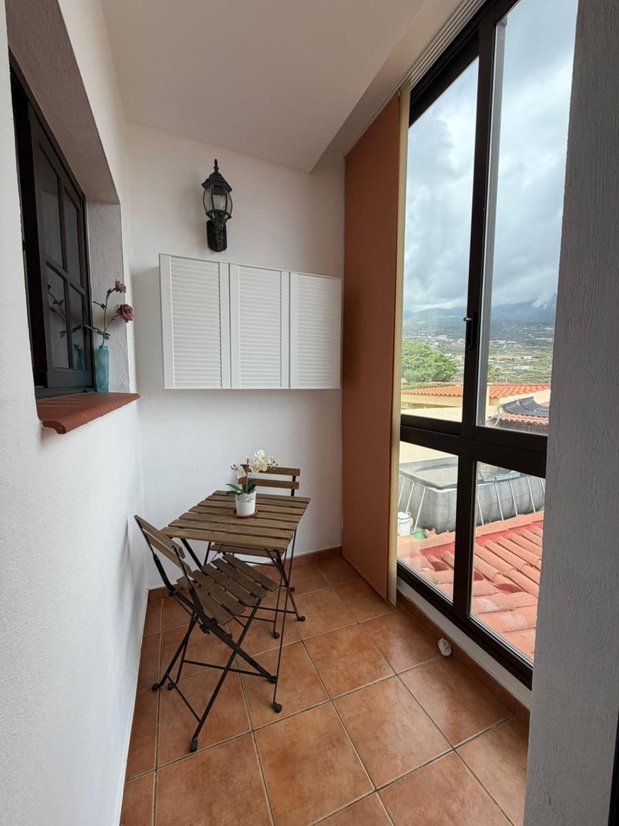 4 chambre Villa/Maison Mitoyenne à vendre à Candelaria avec garage - 460 000 € (Ref: 9797107)