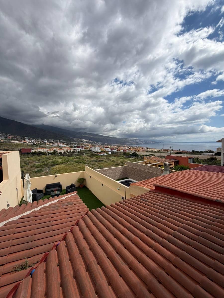 4 chambre Villa/Maison Mitoyenne à vendre à Candelaria avec garage - 460 000 € (Ref: 9797107)