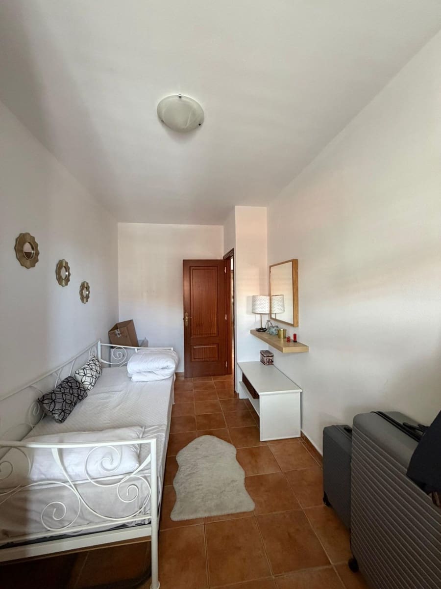 4 chambre Villa/Maison Mitoyenne à vendre à Candelaria avec garage - 460 000 € (Ref: 9797107)