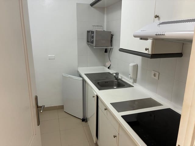 1 bedroom Apartment for rent in La Quinta, Santa Ursula with pool - € 900 (Ref: 9813334)