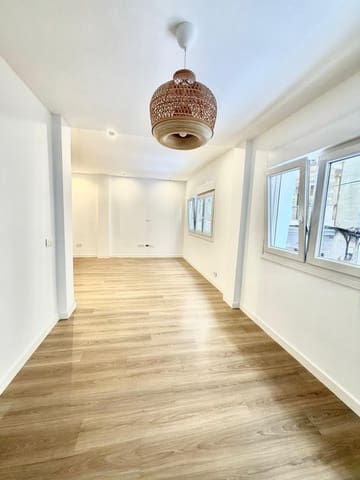 Piso de 2 habitaciones en Zona Centro, Santa Cruz de Tenerife en venta - 450.000 € (Ref: 9818226)