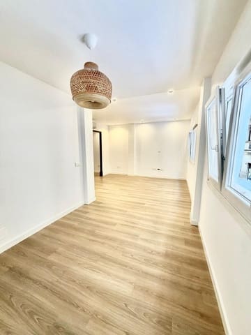 Piso de 2 habitaciones en Zona Centro, Santa Cruz de Tenerife en venta - 450.000 € (Ref: 9818226)