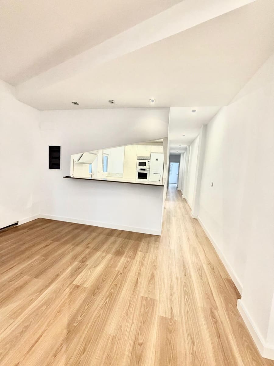 Piso de 2 habitaciones en Santa Cruz de Tenerife en venta - 450.000 € (Ref: 9818226)