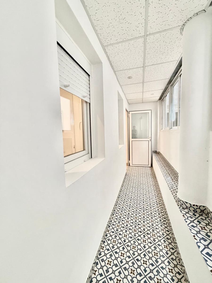 Piso de 2 habitaciones en Santa Cruz de Tenerife en venta - 450.000 € (Ref: 9818226)