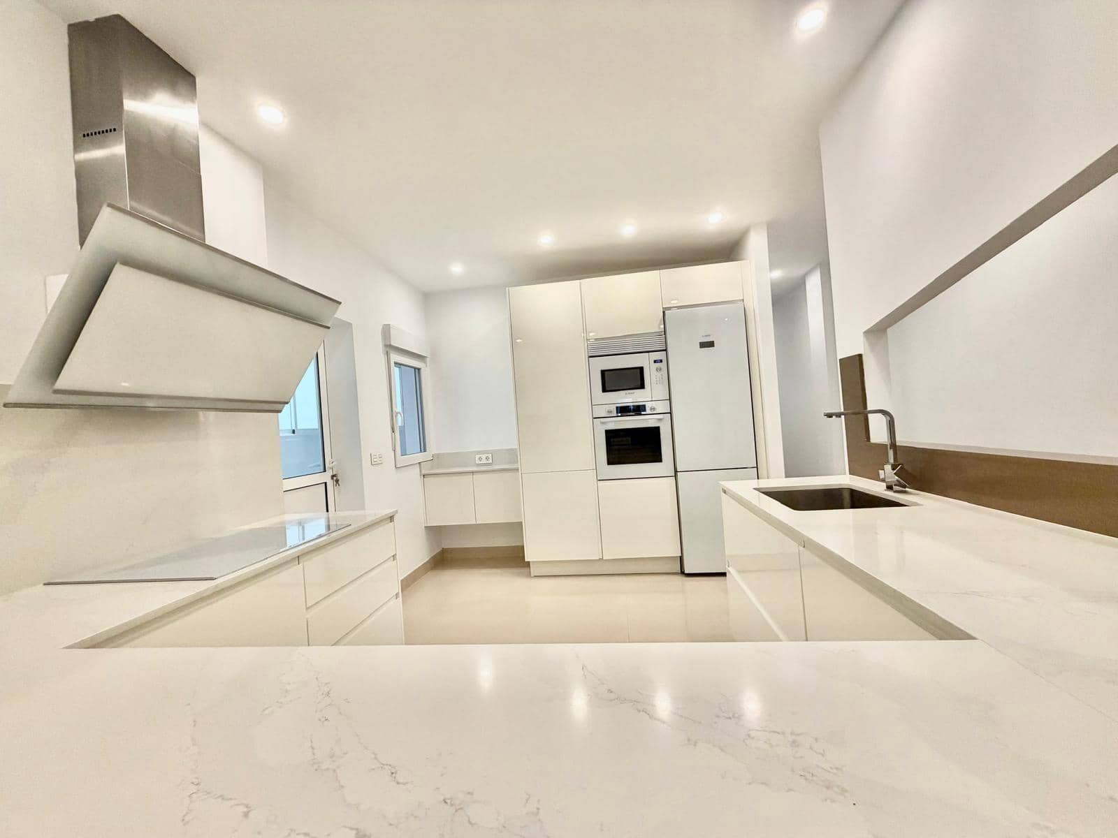 Piso de 2 habitaciones en Santa Cruz de Tenerife en venta - 450.000 € (Ref: 9818226)