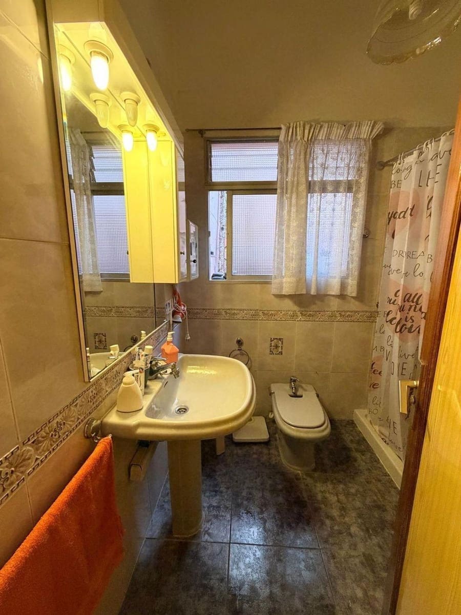 3 sypialnia Apartament na sprzedaż w Santa Cruz de Tenerife - 270 000 € (Ref: 9818227)