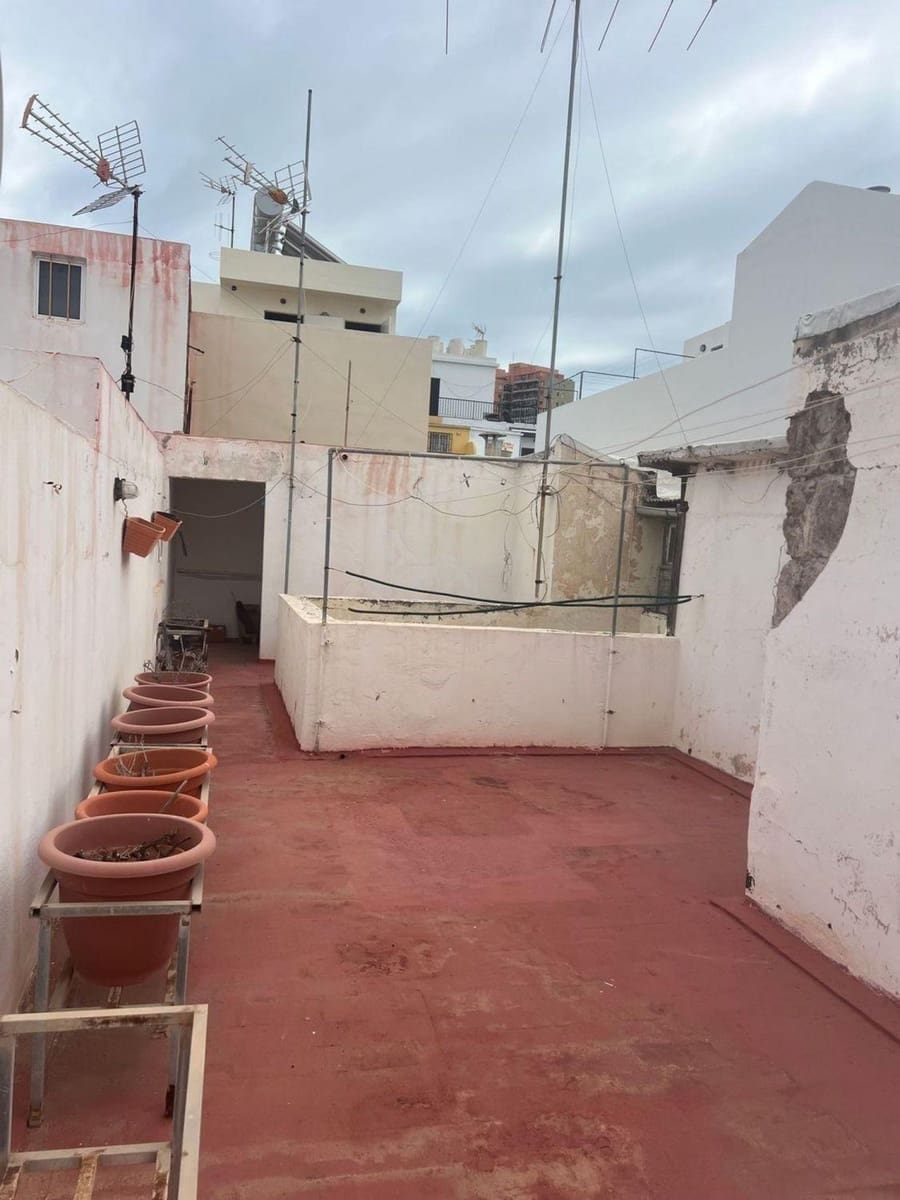 3 sypialnia Apartament na sprzedaż w Santa Cruz de Tenerife - 270 000 € (Ref: 9818227)