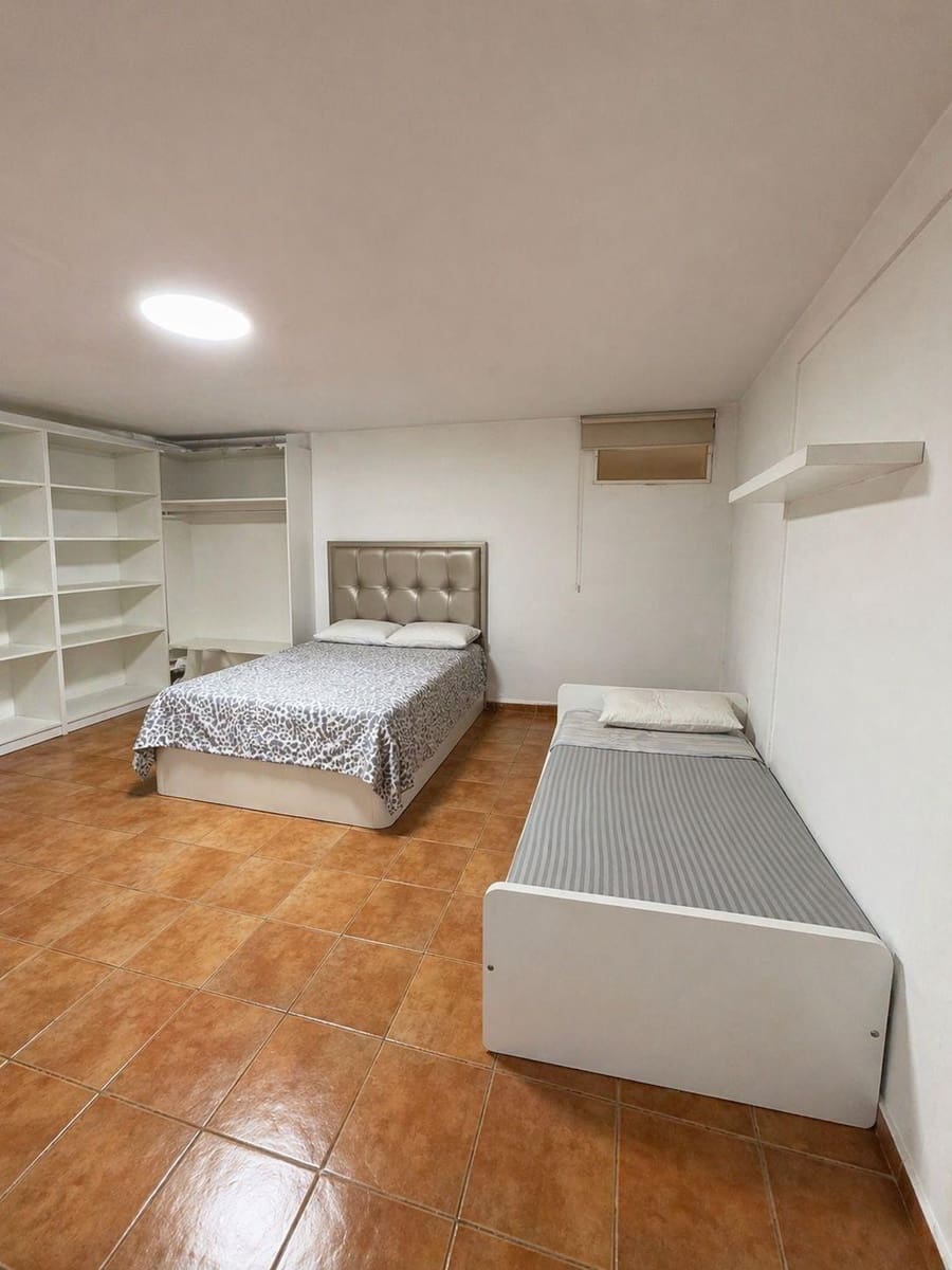 4 bedroom Terraced Villa for sale in Candelaria with garage - € 460,000 (Ref: 9846242)