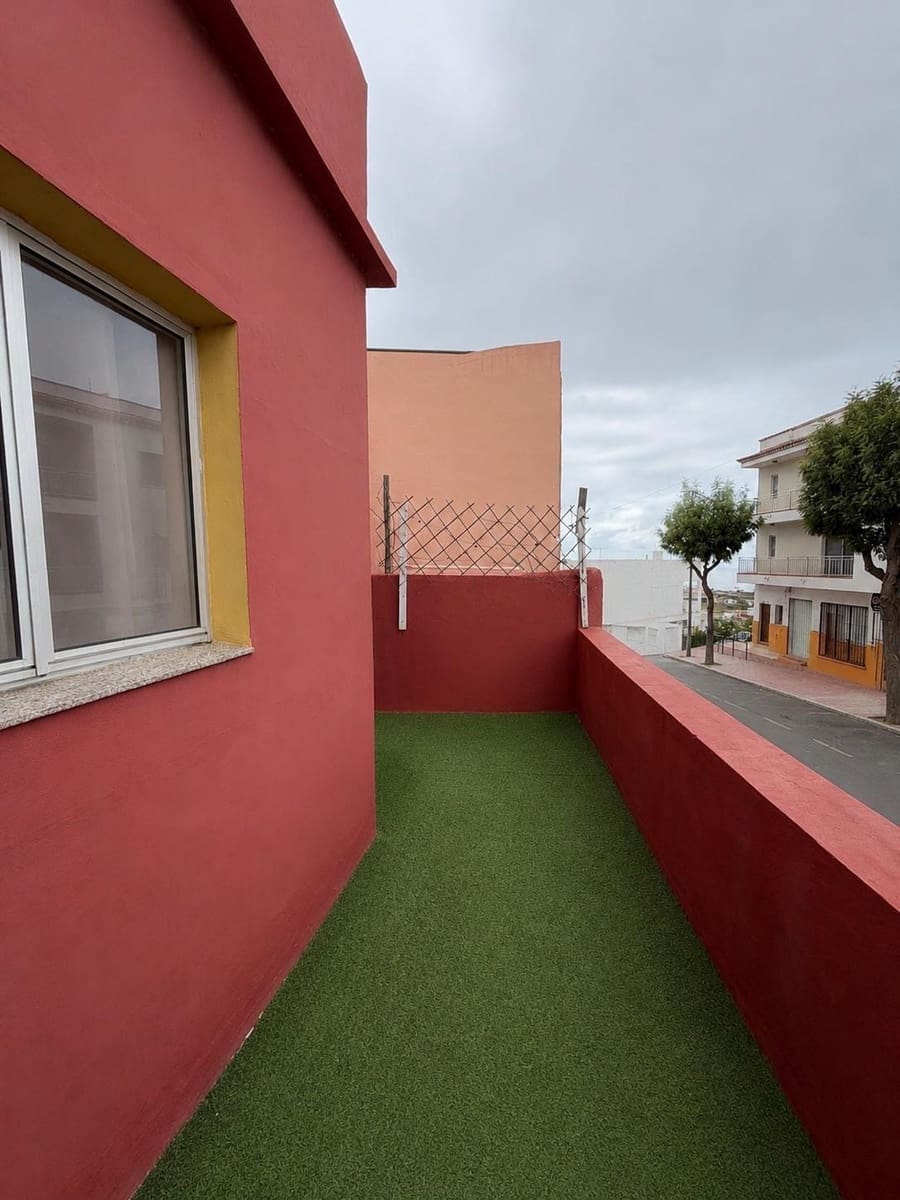 Casa de 3 habitaciones en San Cristóbal de La Laguna en venta con garaje - 190.000 € (Ref: 9861873)