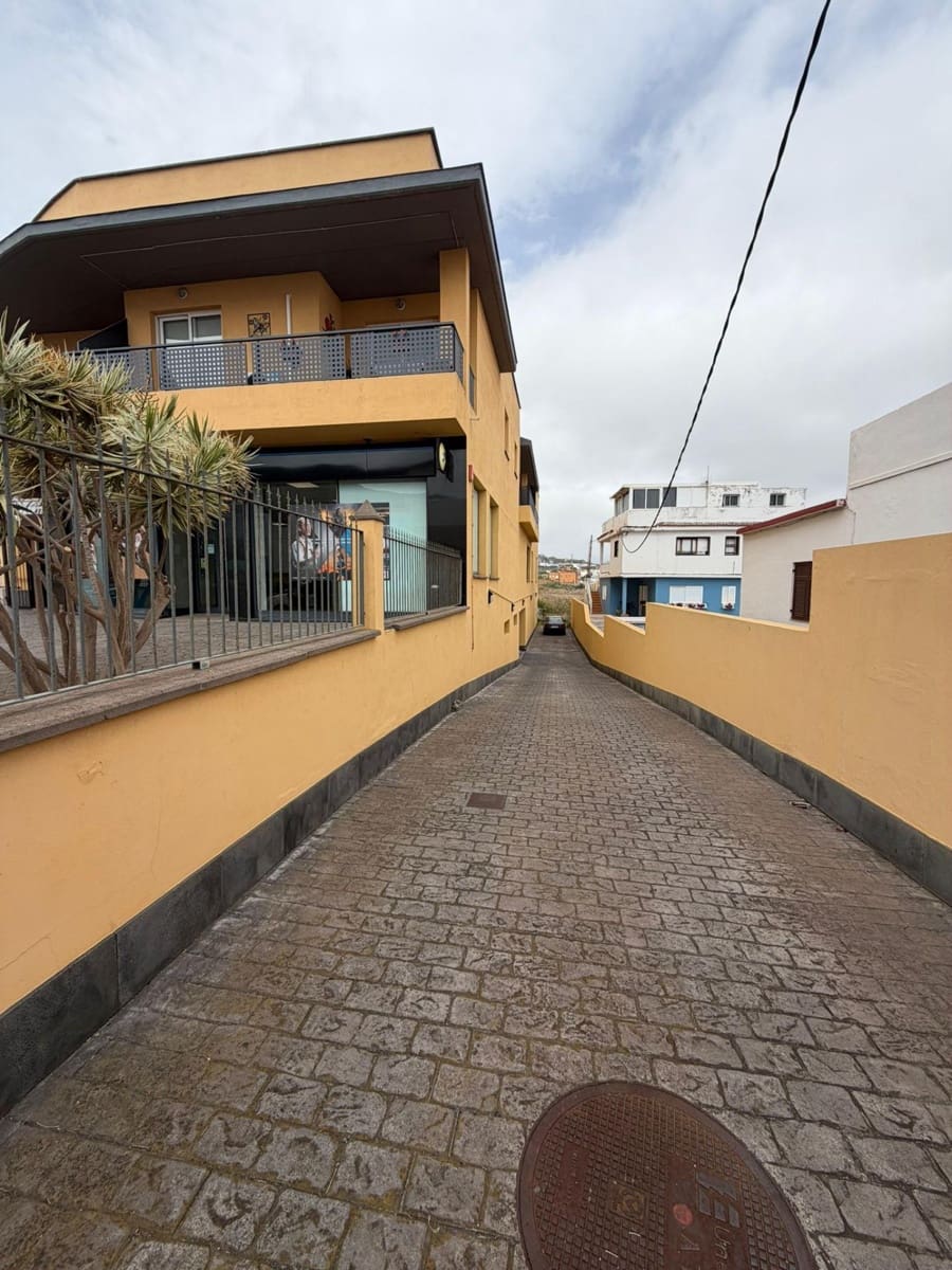 Casa de 3 habitaciones en San Cristóbal de La Laguna en venta con garaje - 190.000 € (Ref: 9861873)