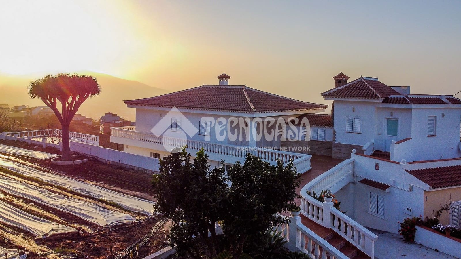 7 sypialnia Dom na sprzedaż w La Orotava z garażem - 1 550 000 € (Ref: 9628356)