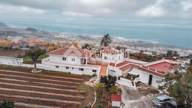 7 sypialnia Dom na sprzedaż w La Orotava z garażem - 1 550 000 € (Ref: 9628356)