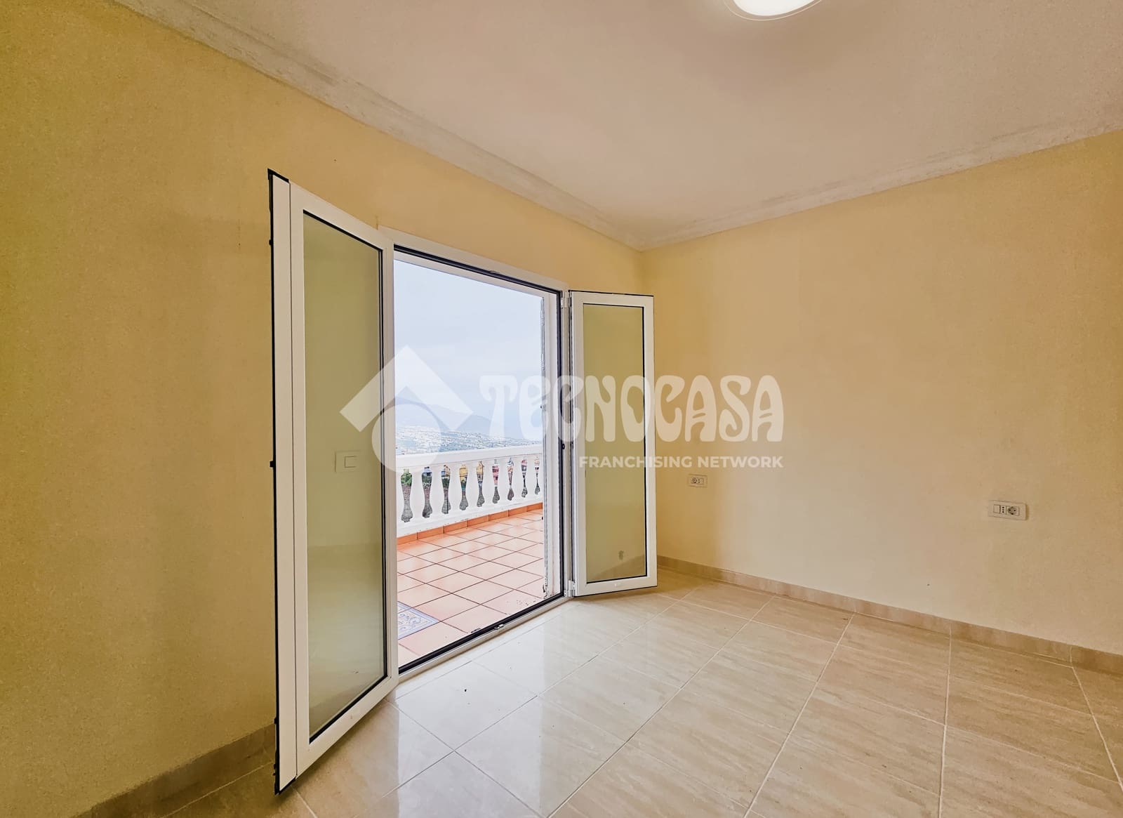 7 sypialnia Dom na sprzedaż w La Orotava z garażem - 1 550 000 € (Ref: 9628356)