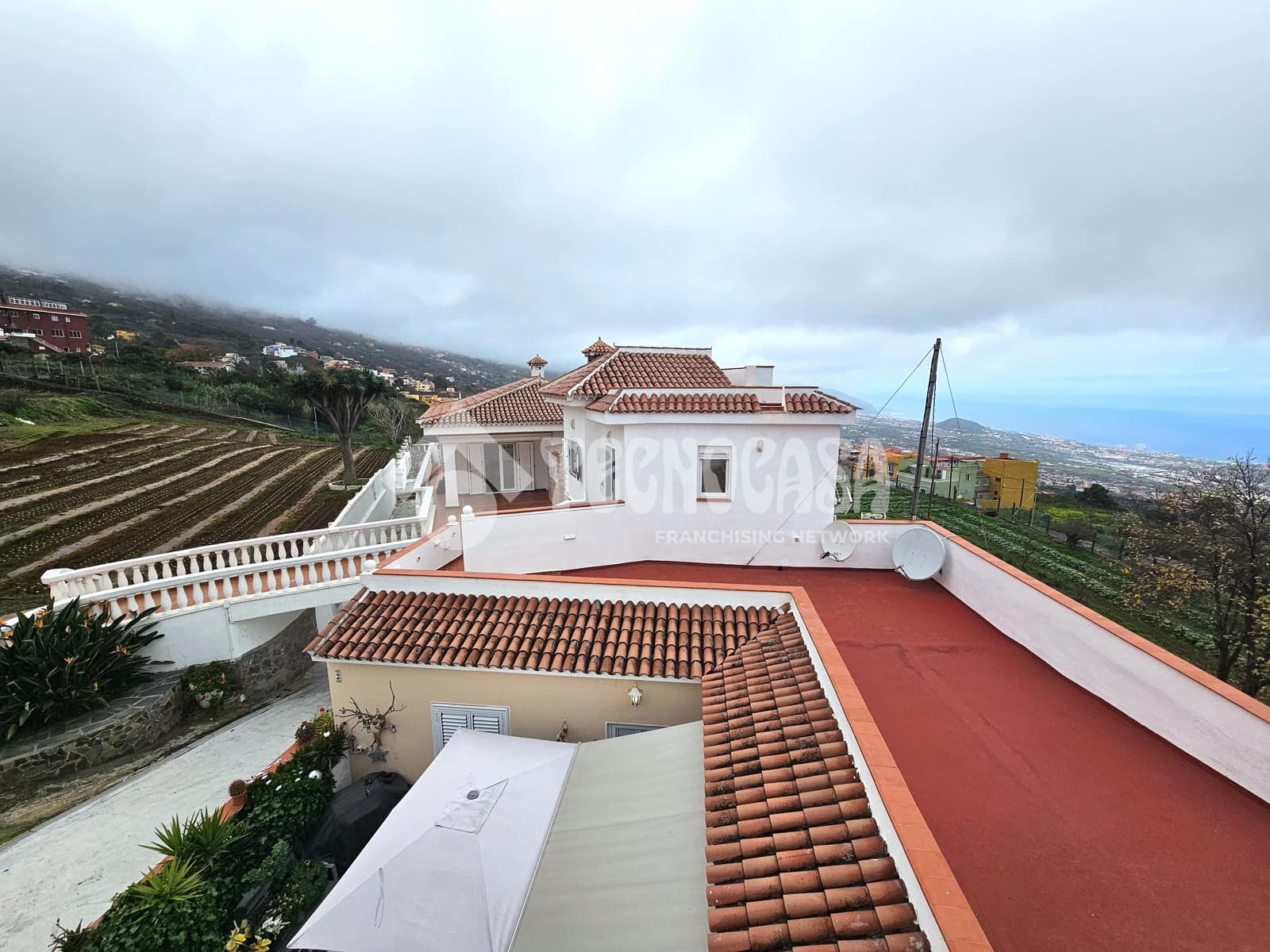 7 sypialnia Dom na sprzedaż w La Orotava z garażem - 1 550 000 € (Ref: 9628356)