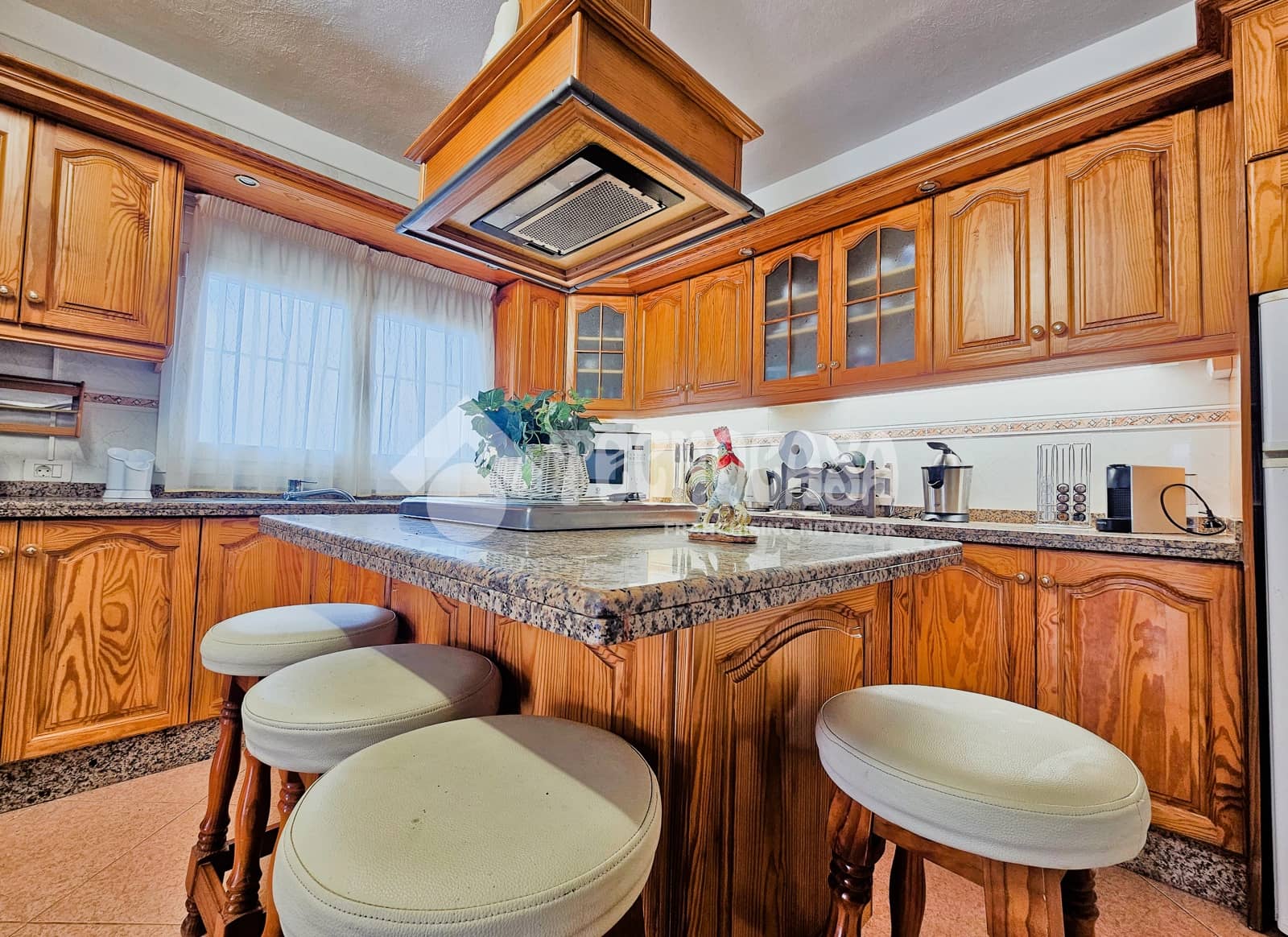 7 sypialnia Dom na sprzedaż w La Orotava z garażem - 1 550 000 € (Ref: 9628356)