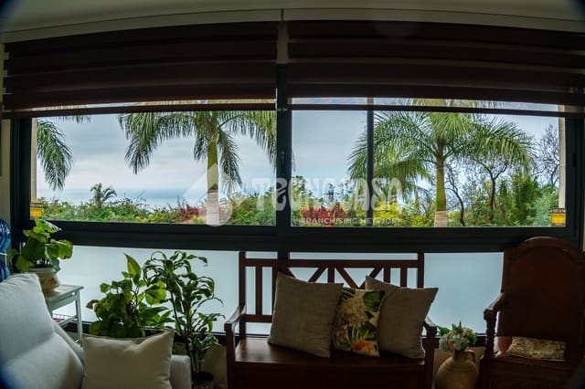 2 camera da letto Appartamento in vendita in Santa Ursula con garage - 239.990 € (Rif: 9629219)