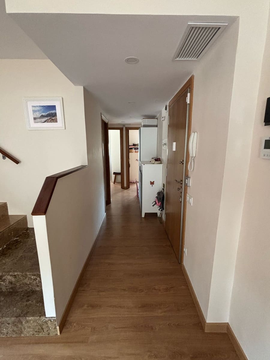 3 bedroom Penthouse for sale in Vallromanes with garage - € 350,000 (Ref: 9665725)