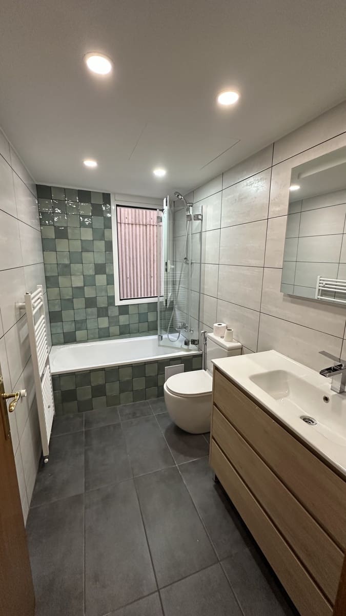 3 bedroom Penthouse for sale in Vallromanes with garage - € 350,000 (Ref: 9665725)