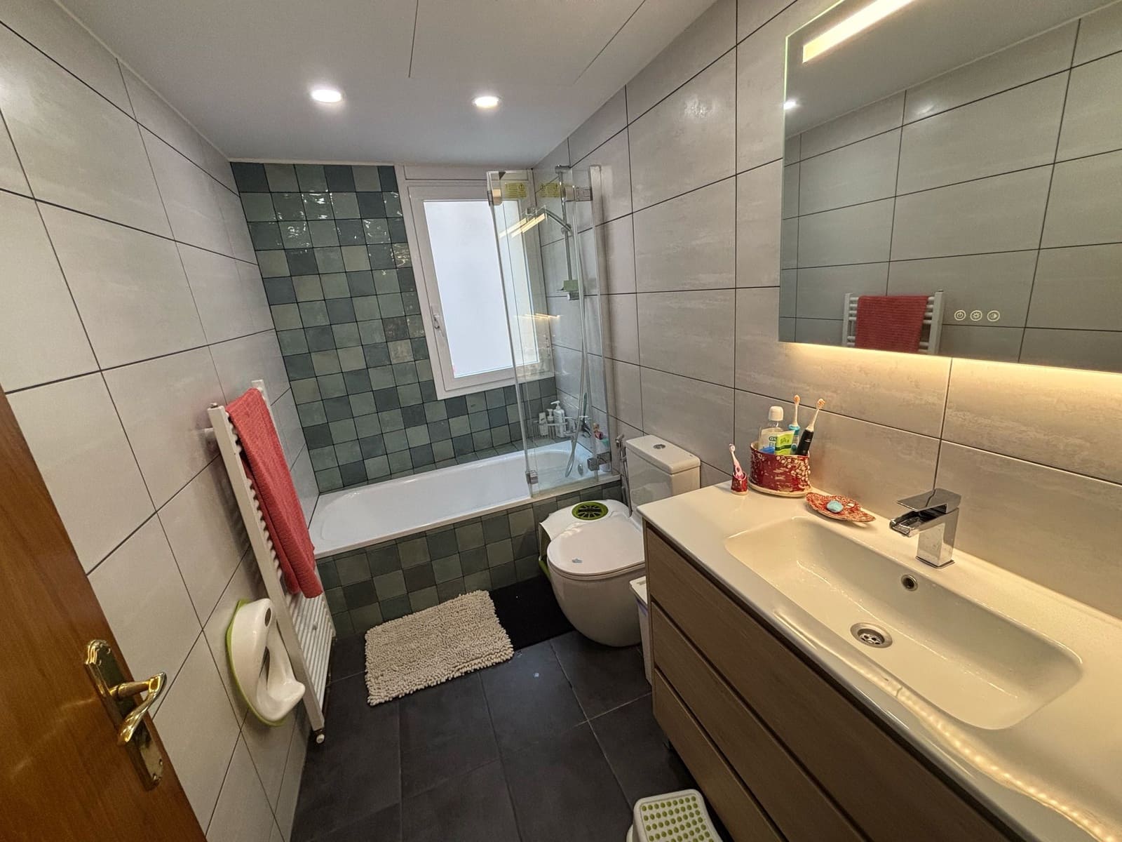 3 bedroom Penthouse for sale in Vallromanes with garage - € 350,000 (Ref: 9665725)