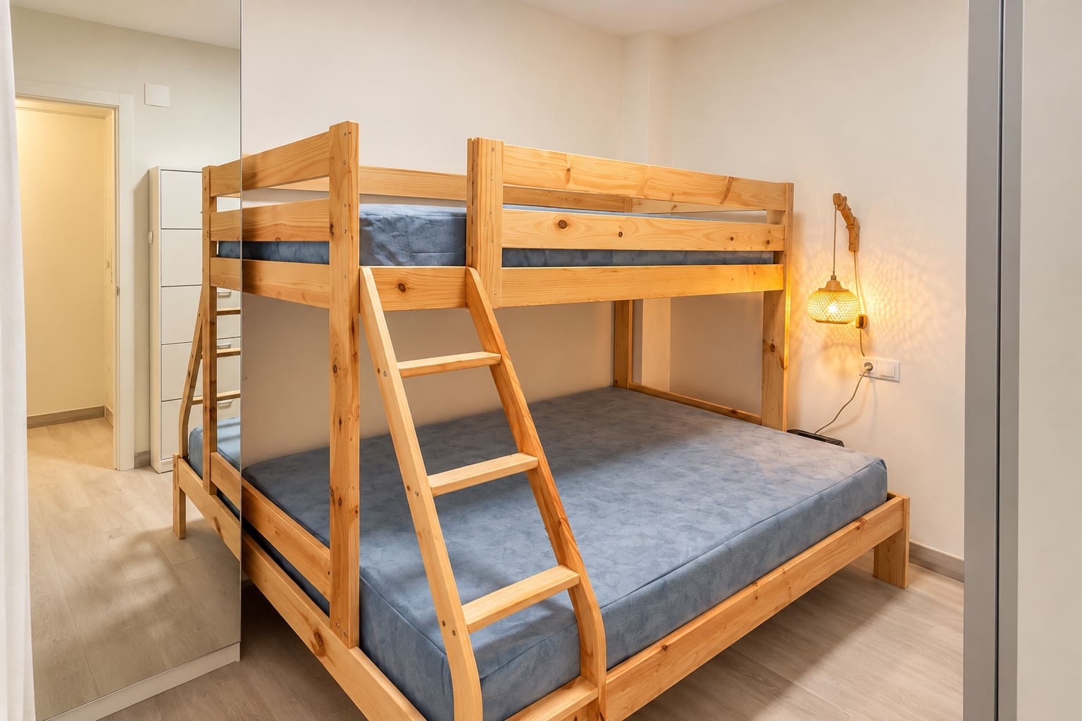2 bedroom Apartment for sale in Sueca with garage - € 233,000 (Ref: 10145175)