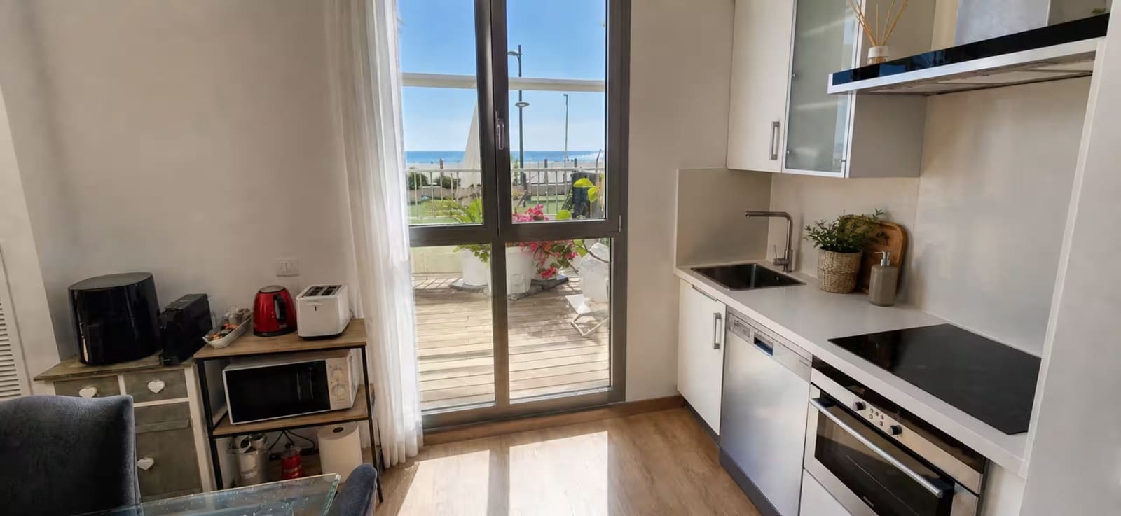 1 quarto Apartamento de Praia para arrendar em Valencia cidade com garagem - 2 600 € (Ref: 9997584)