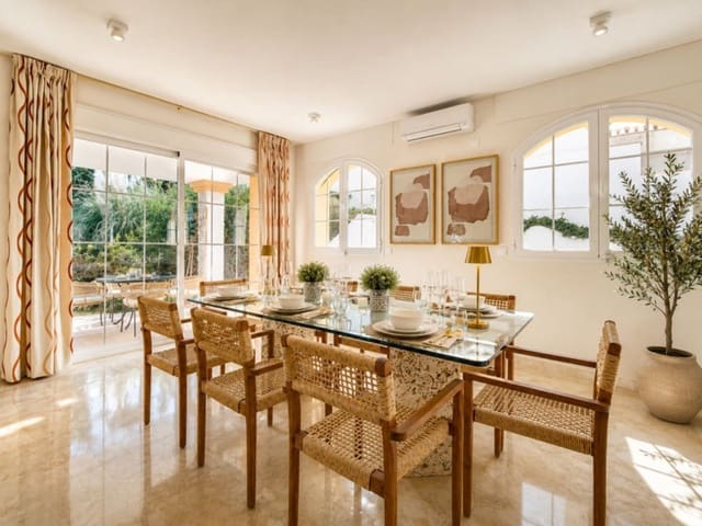 5 chambre Villa/Maison à vendre à La Cala de Mijas, Mijas avec piscine garage - 1 975 000 € (Ref: 10166972)