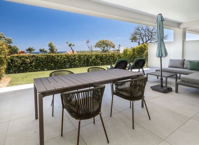 2 sovrum Lägenhet till salu i Sotogrande, San Roque med pool garage - 525 000 € (Ref: 9666981)