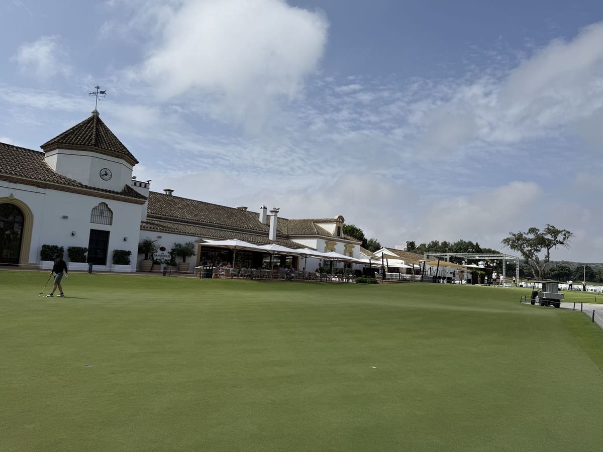 2 sovrum Lägenhet till salu i Sotogrande med pool garage - 525 000 € (Ref: 9666981)