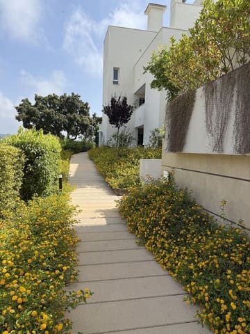 2 sovrum Lägenhet till salu i Sotogrande, San Roque med pool garage - 525 000 € (Ref: 9666981)