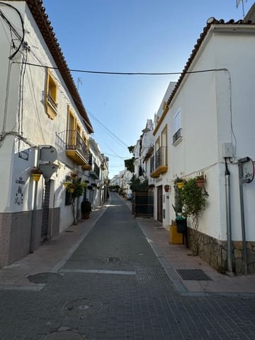 6 camera da letto Casa in vendita in Estepona - 675.000 € (Rif: 9666982)