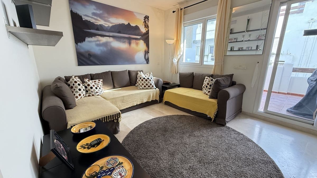 4 slaapkamer Appartement te koop in Estepona met zwembad garage - € 325.000 (Ref: 9683292)