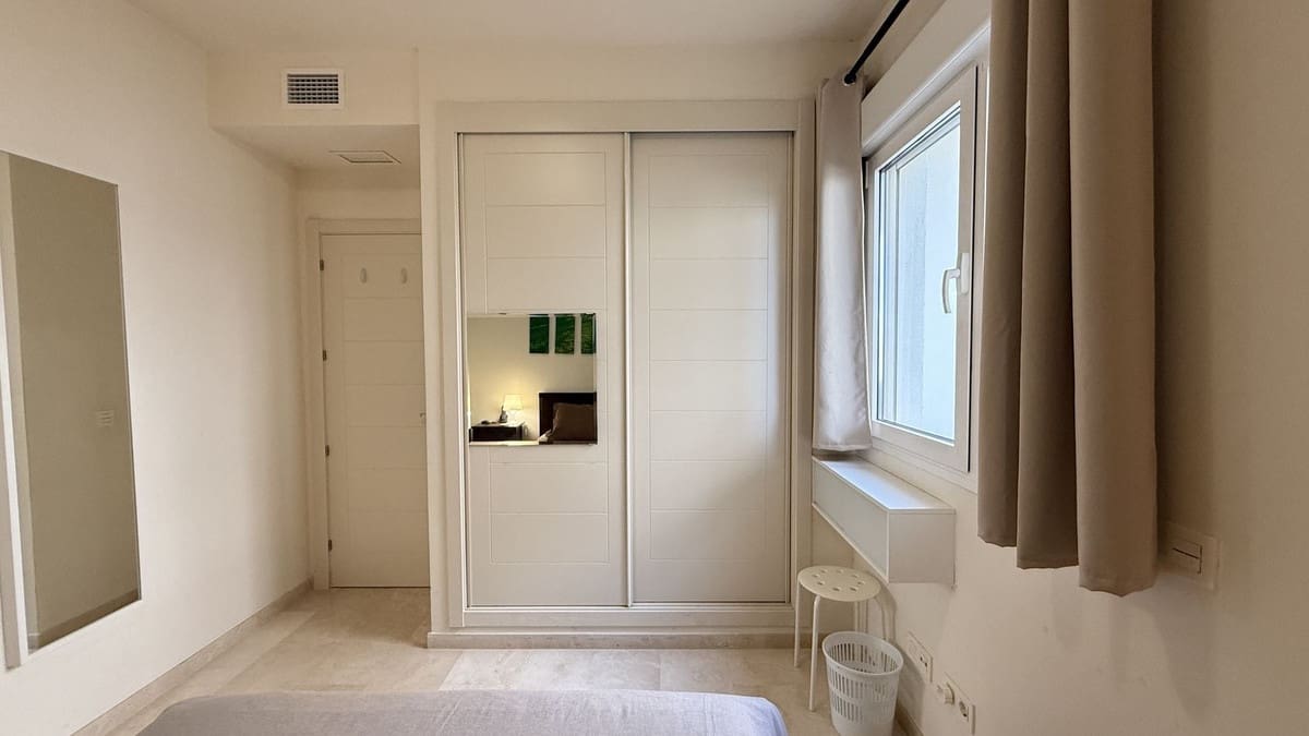 4 slaapkamer Appartement te koop in Estepona met zwembad garage - € 325.000 (Ref: 9683292)