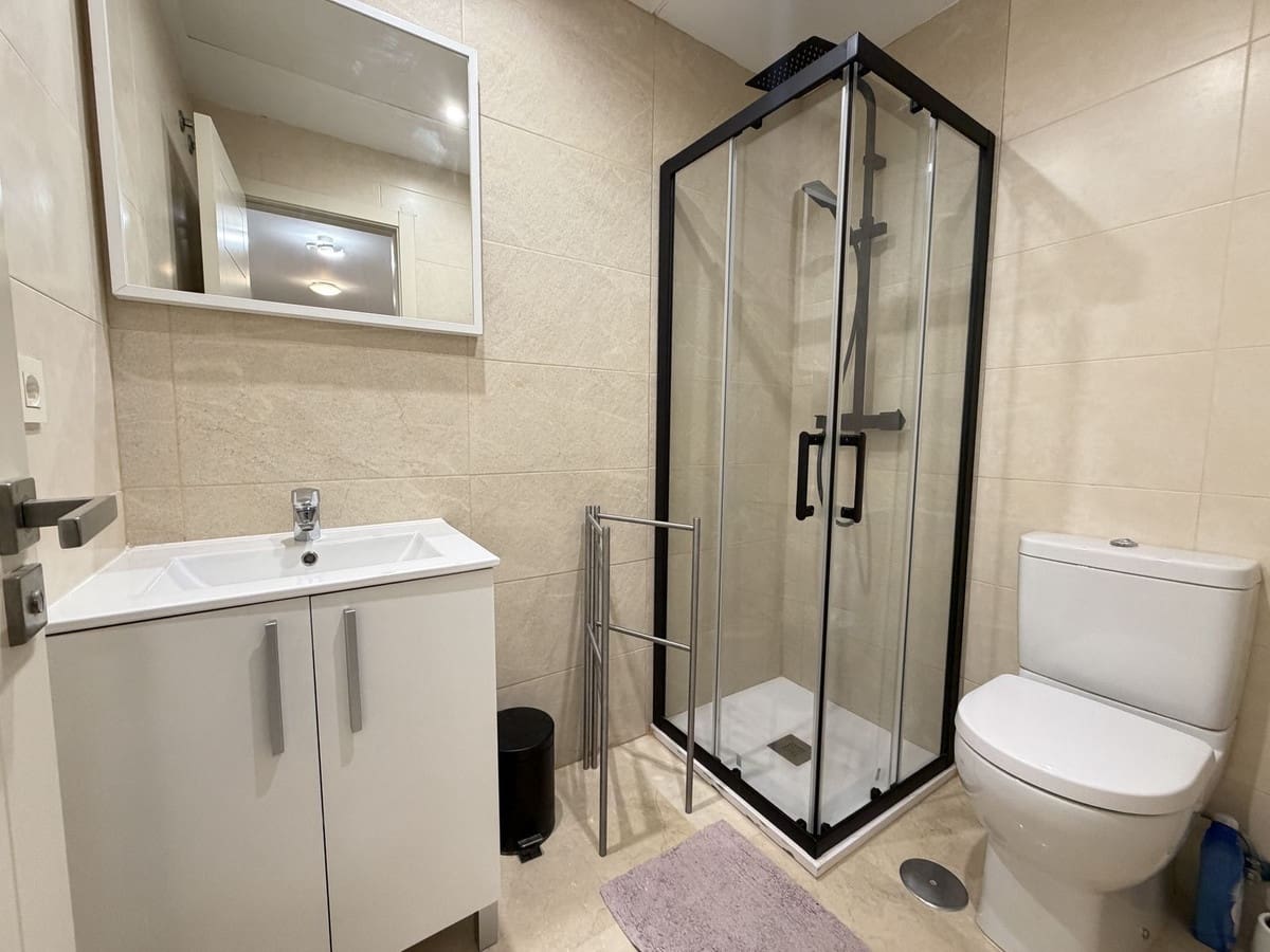 3 Zimmer Apartment zu verkaufen in Estepona mit Pool Garage - 315.000 € (Ref: 9683293)