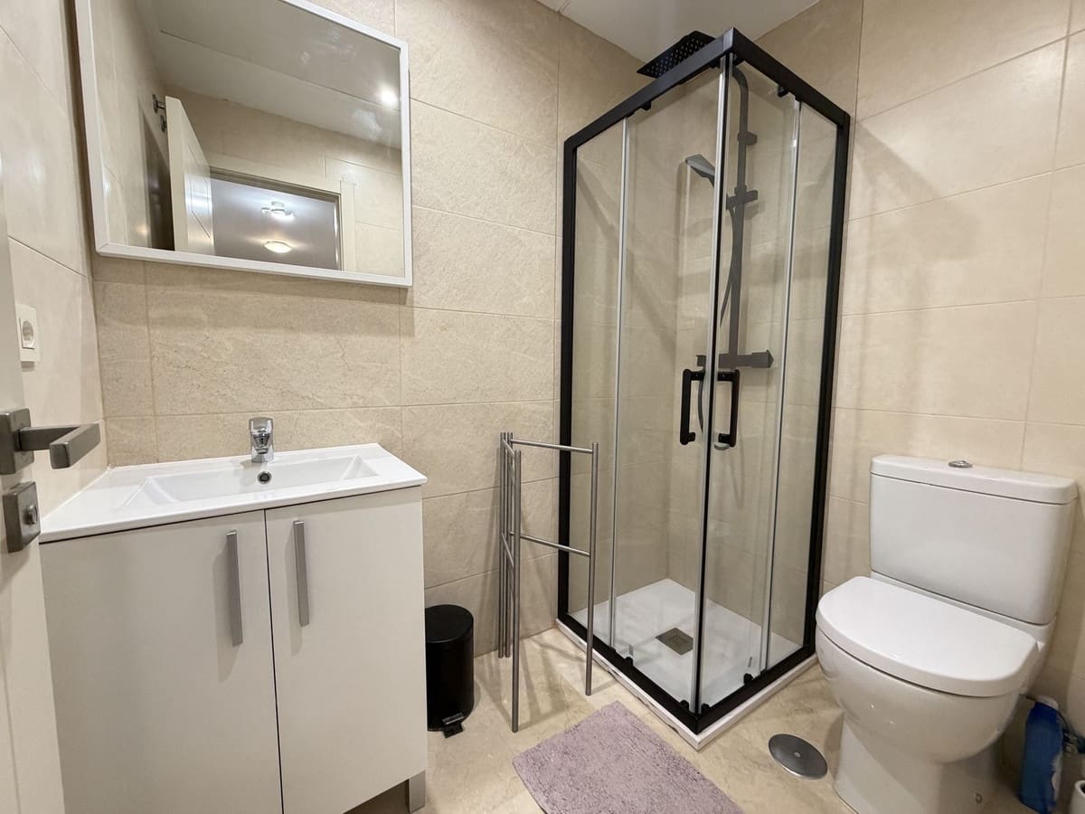 3 bedroom Apartment for sale in Estepona with pool garage - € 315,000 (Ref: 9683293)