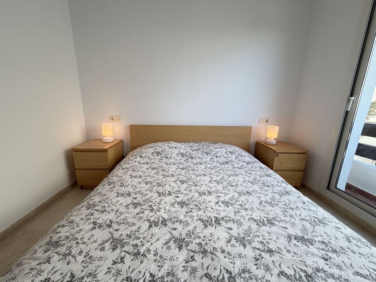 3 bedroom Apartment for sale in Estepona with pool garage - € 315,000 (Ref: 9683293)