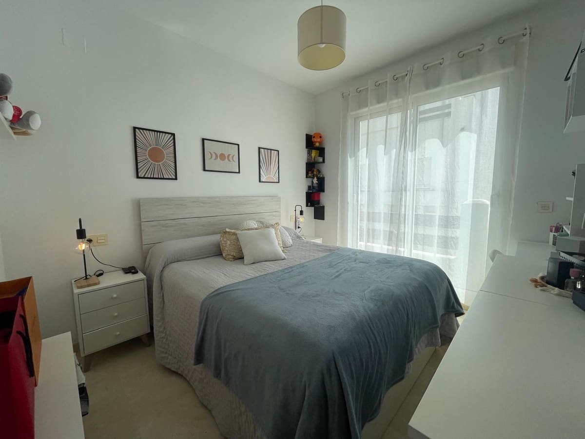 3 bedroom Apartment for sale in Estepona with pool garage - € 318,000 (Ref: 9687552)