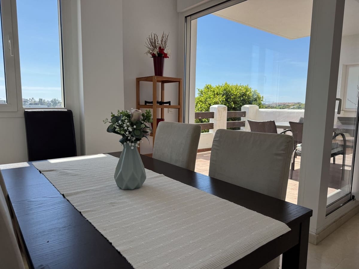 2 chambre Appartement à vendre à Estepona avec piscine garage - 345 000 € (Ref: 9750942)