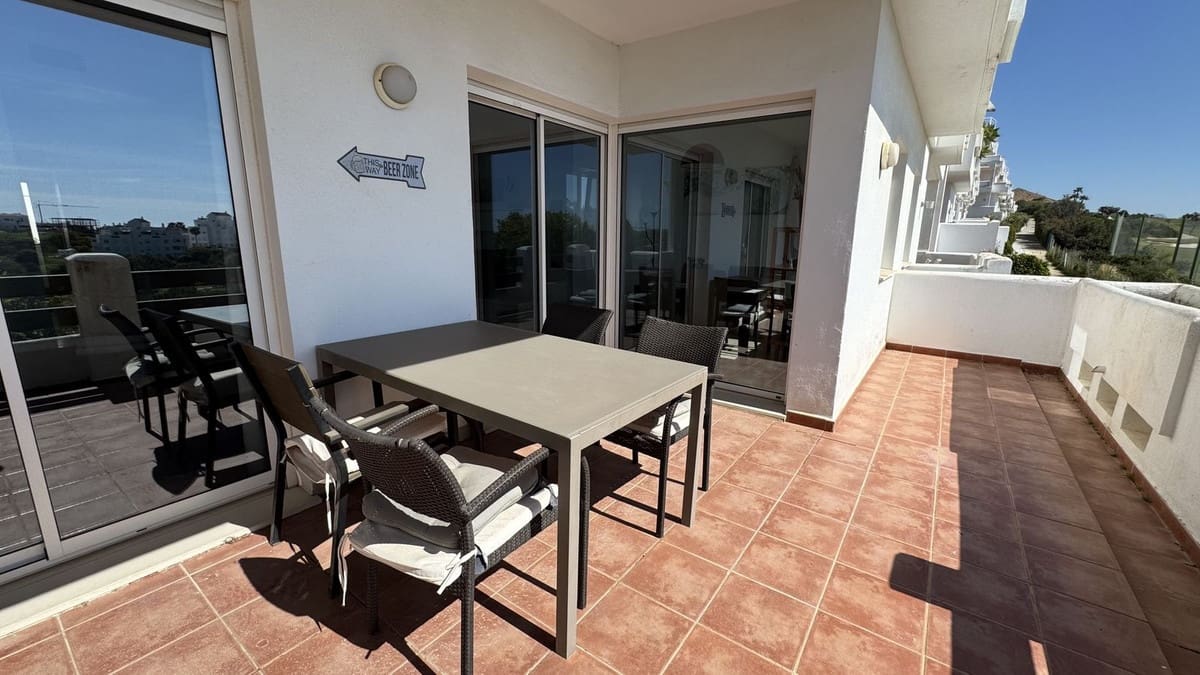 2 chambre Appartement à vendre à Estepona avec piscine garage - 345 000 € (Ref: 9750942)