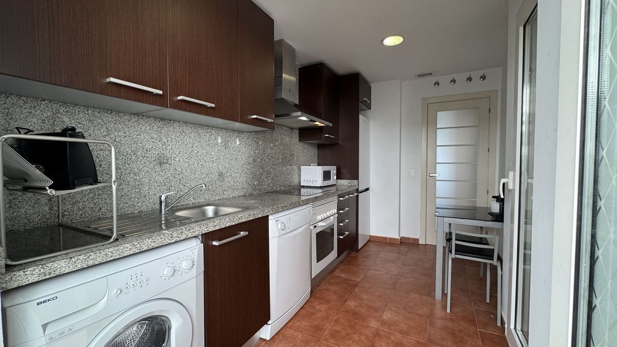 2 chambre Appartement à vendre à Estepona avec piscine garage - 345 000 € (Ref: 9750942)
