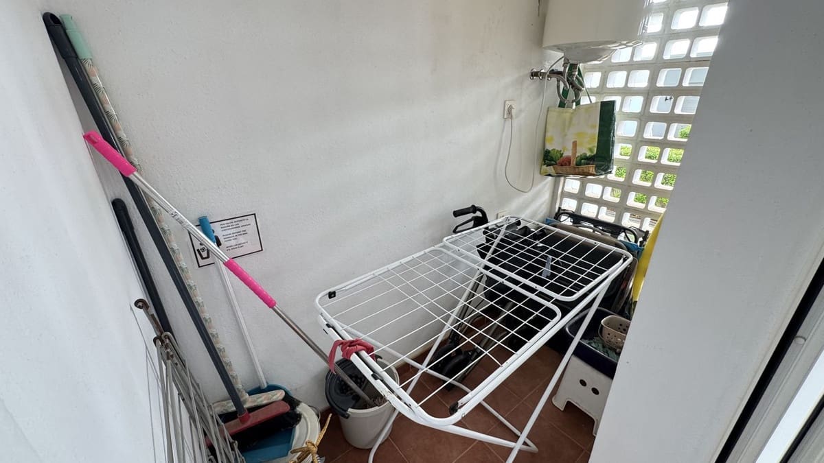 2 chambre Appartement à vendre à Estepona avec piscine garage - 345 000 € (Ref: 9750942)