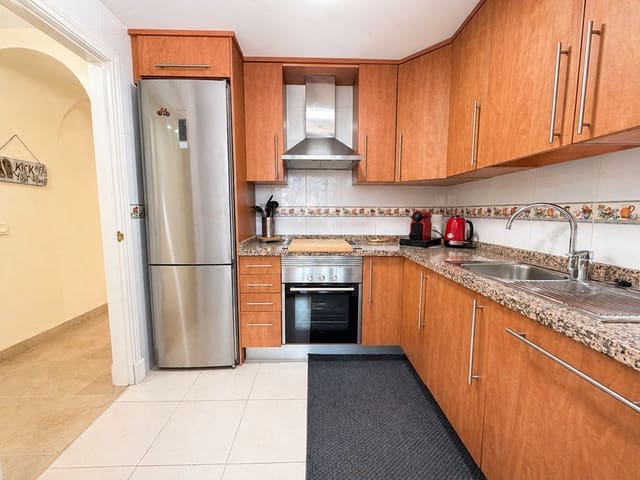 3 soveværelse Lejlighed til salg i La Duquesa / Puerto de la Duquesa, Manilva med swimmingpool garage - € 349.000 (Ref: 9814019)