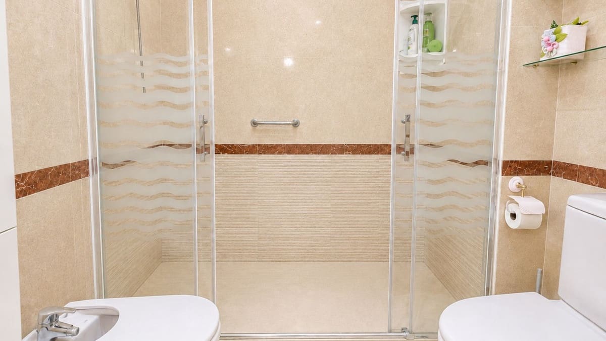 3 bedroom Apartment for sale in Estepona - € 579,000 (Ref: 9879904)