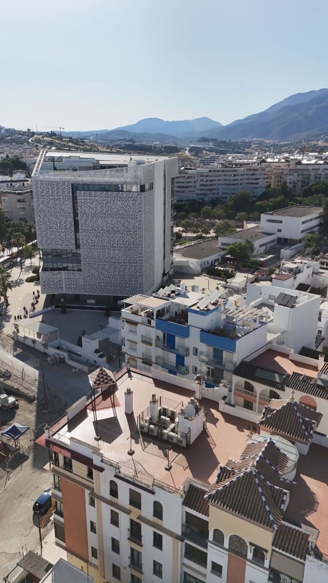 2 sovrum Lägenhet till salu i Estepona - 475 000 € (Ref: 9958318)