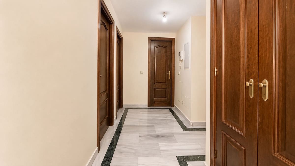 2 sovrum Lägenhet till salu i Estepona - 475 000 € (Ref: 9958318)